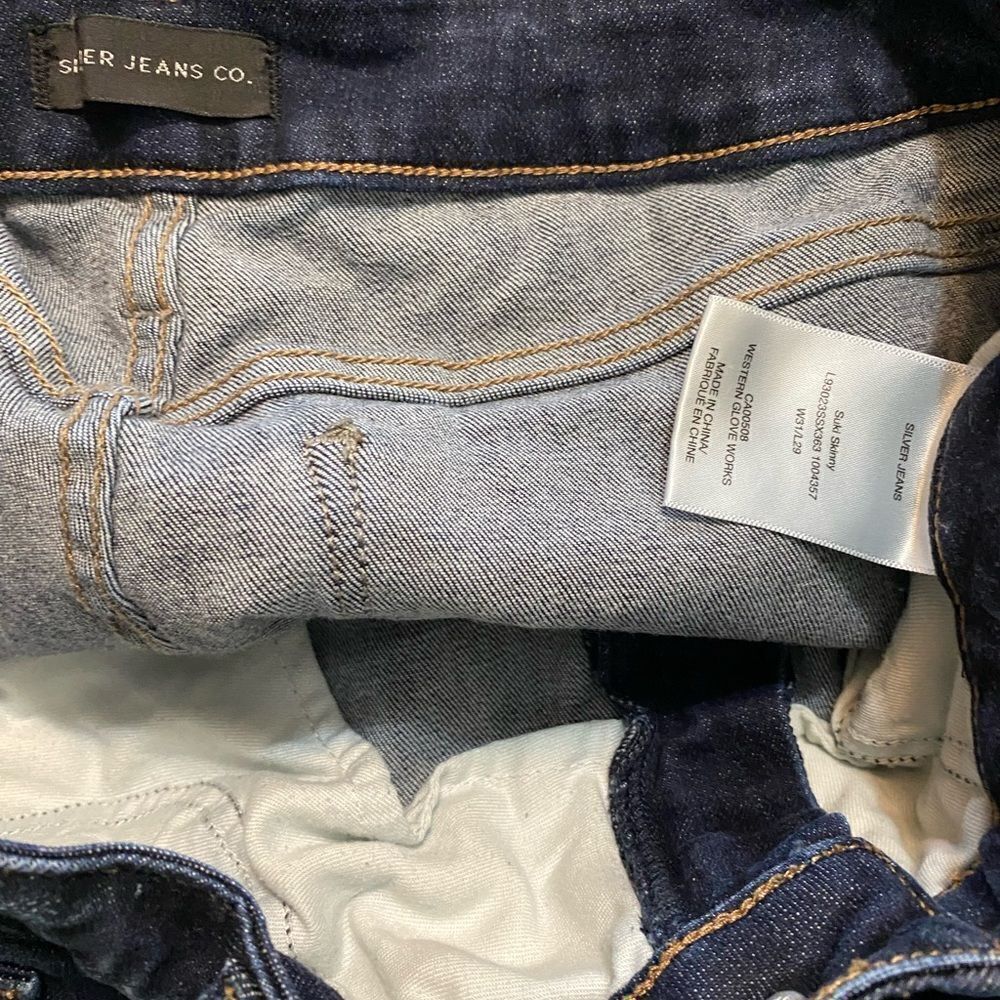 Silver Jeans Co. Suki Skinny Jeans, size 31/29 - Picture 4 of 4